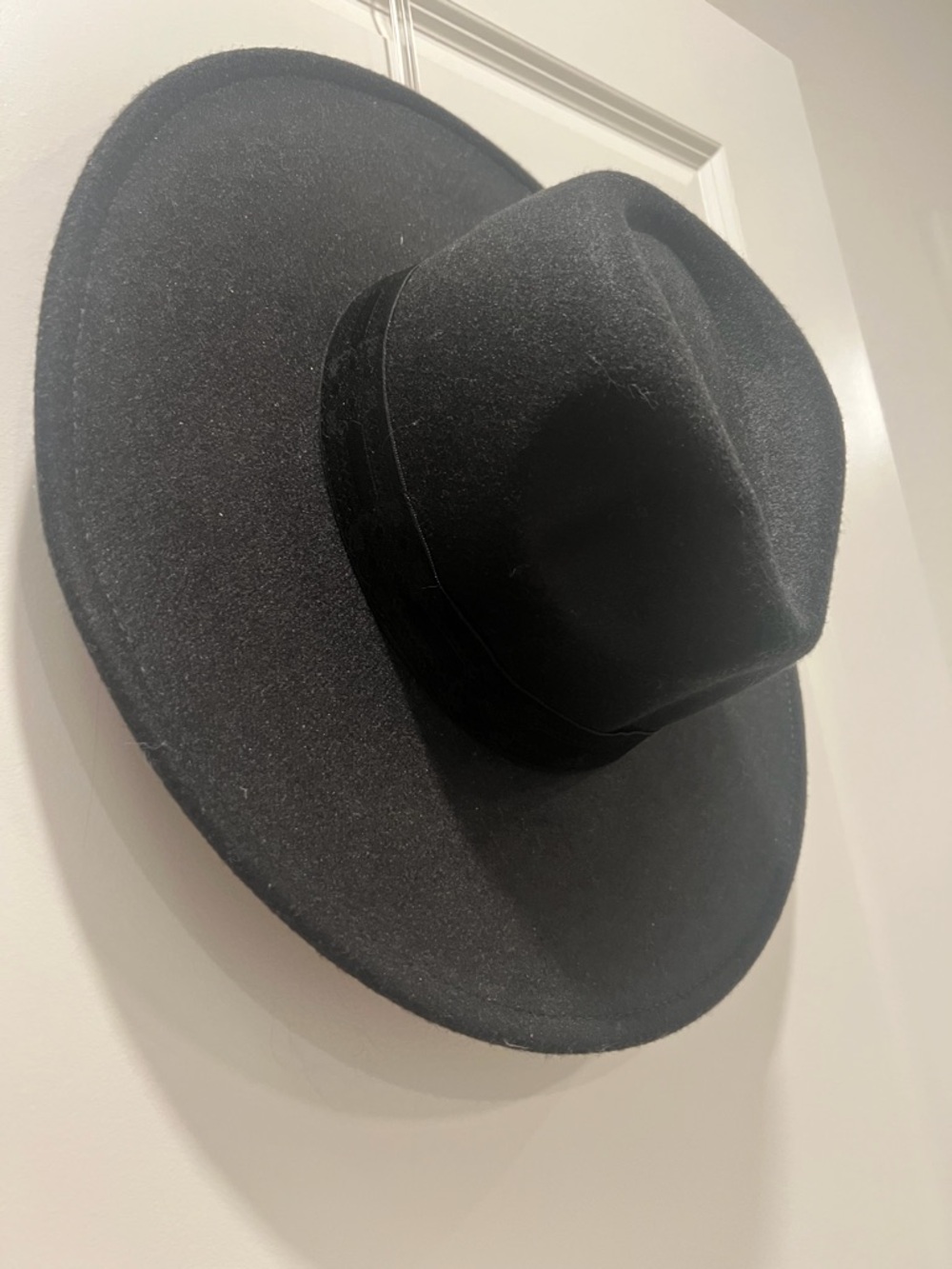 Black Wide Brim Fedora Hat Structured Felt Panama Style Classic Minimal